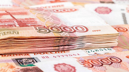 Под Новосибирском женщина задолжала банку и чуть не лишилась поездки за границу