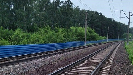 В Новосибирске электропоезд сбил мужчину около станции Береговая