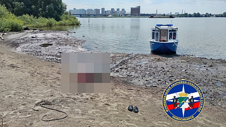 В Новосибирске спасатели вытащили из воды тела двух утонувших мужчин
